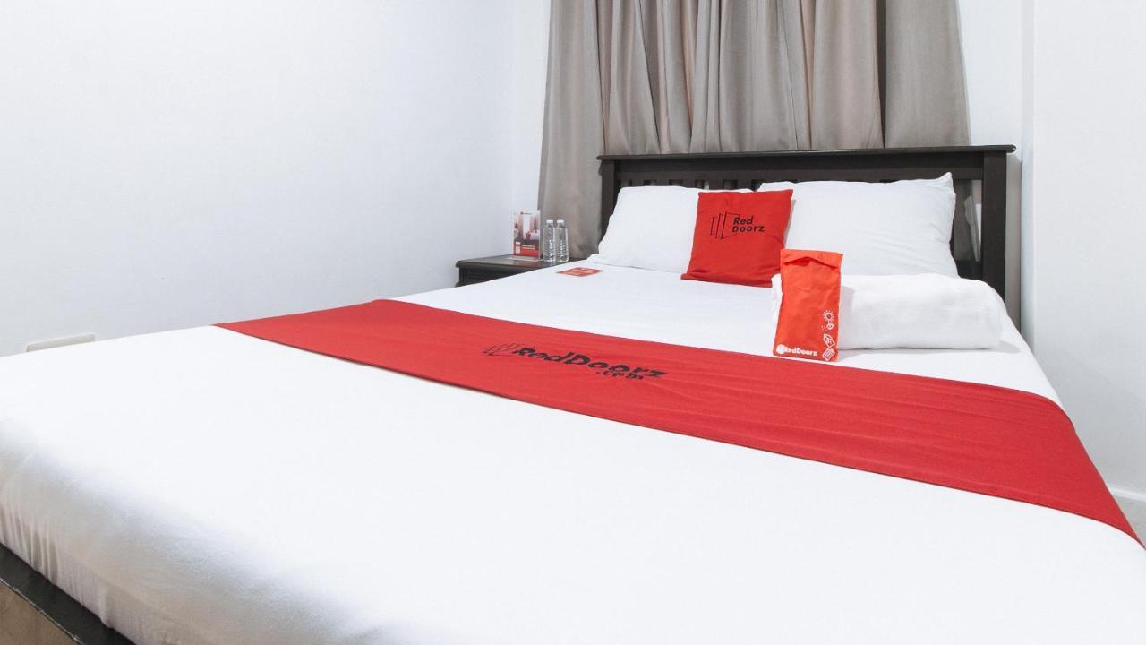 Reddoorz Plus @ Better Living Paranaque Paranaque City Exterior foto