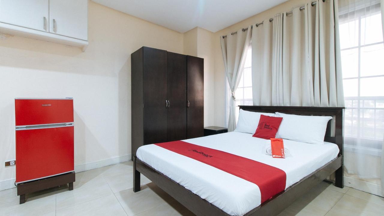 Reddoorz Plus @ Better Living Paranaque Paranaque City Exterior foto