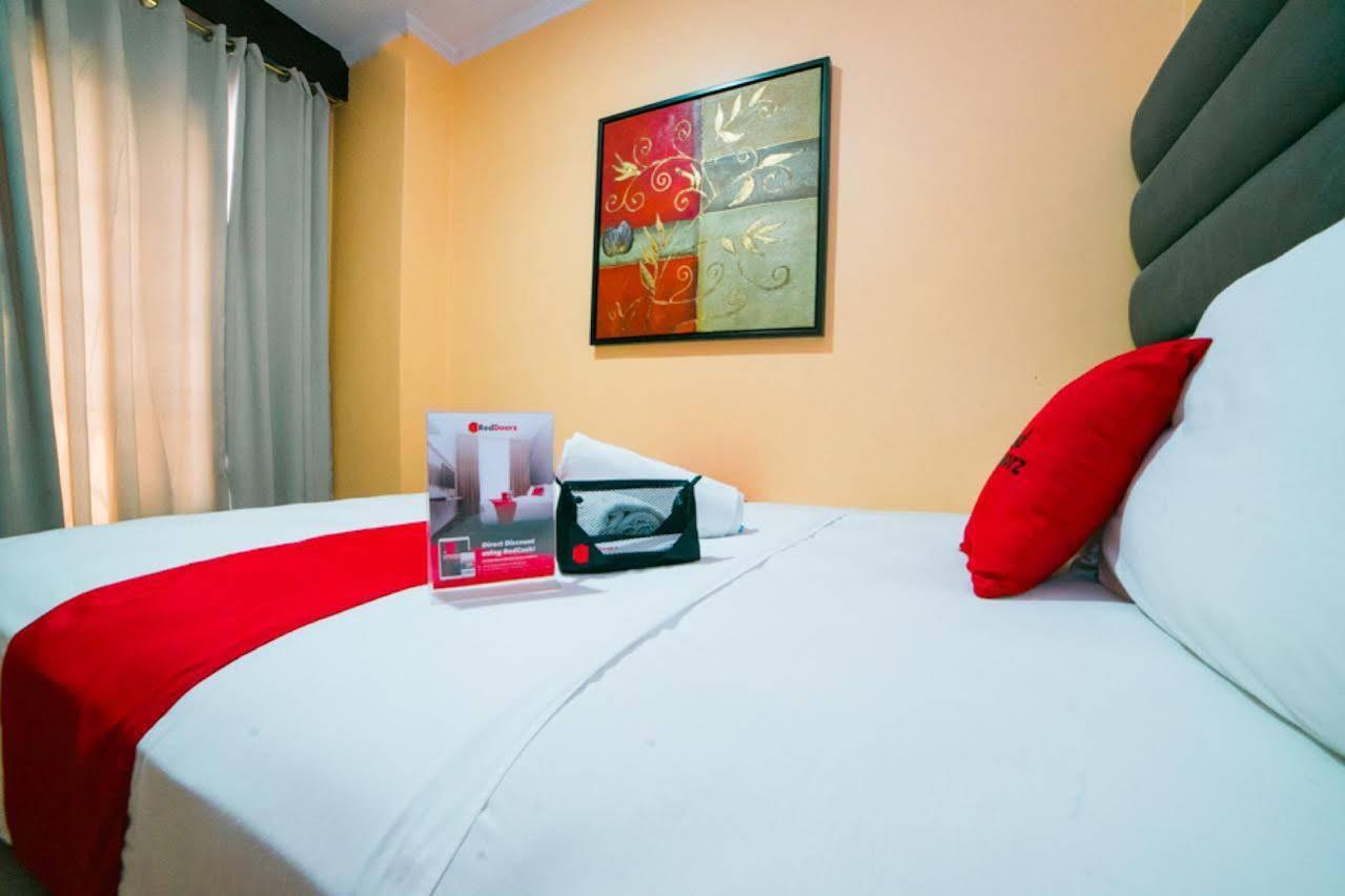 Reddoorz Plus @ Better Living Paranaque Paranaque City Exterior foto